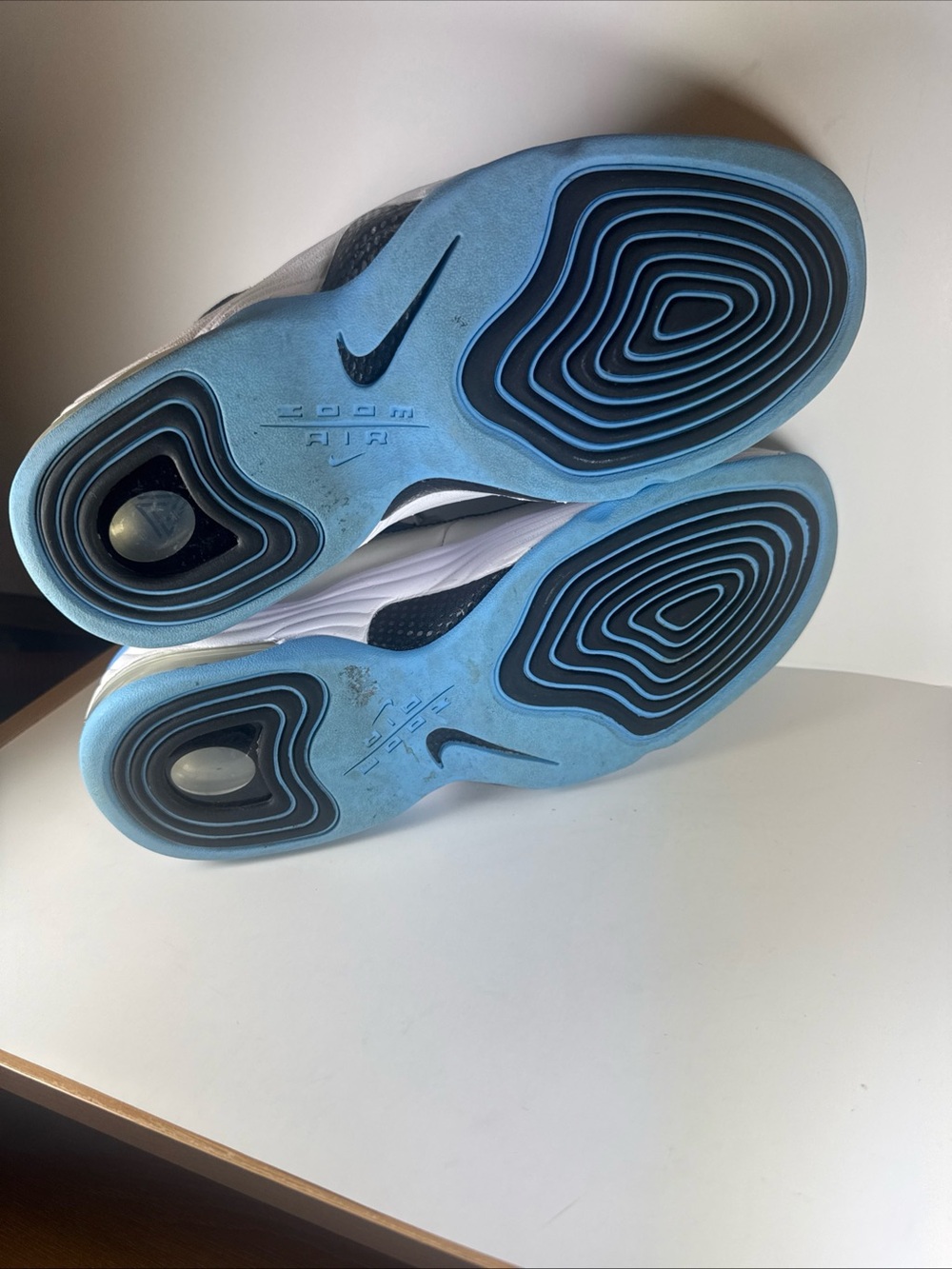 Nike Air Penny 2 Social Status Men’s Size 10.5 Blue and White Athletic Sneakers - Picture 12 of 12